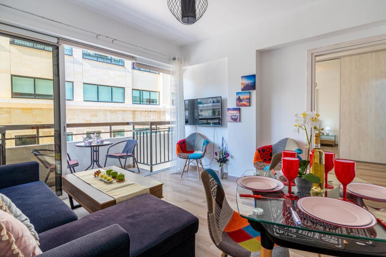 Berries 1-Br Apt In Larnaca Extérieur photo